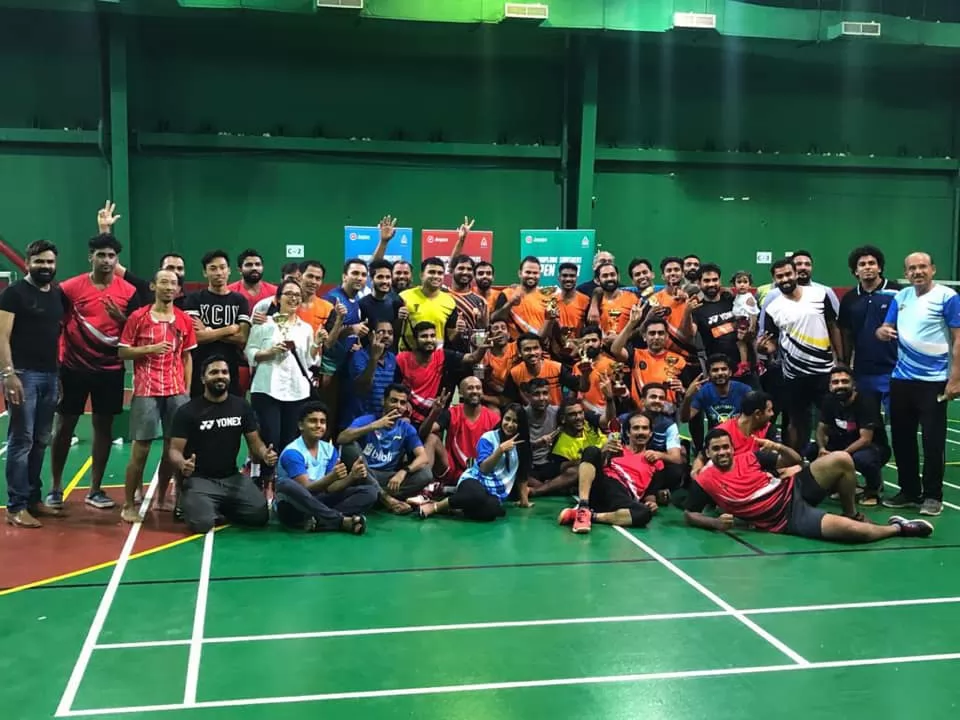 fast badminton shuttlecock